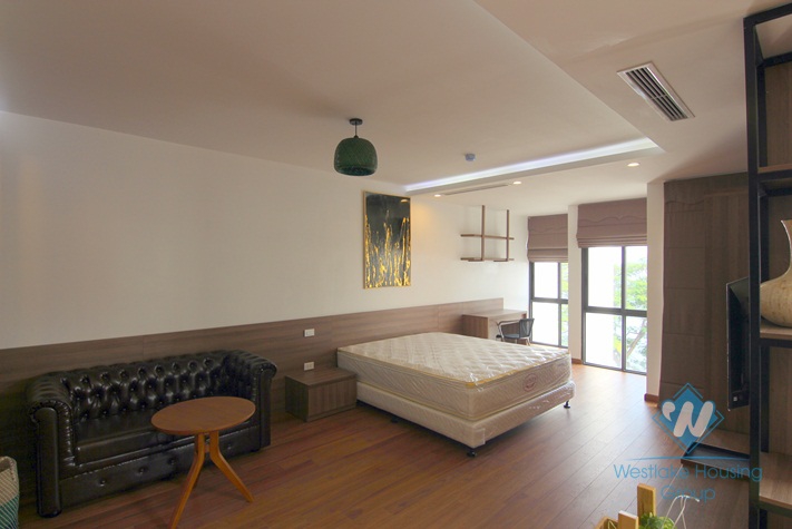 Big and clean studio apartment for rent in quite area, Tay Ho, Ha Noi